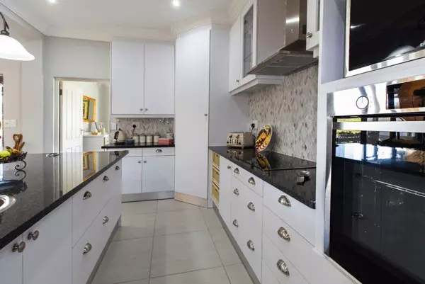 Santos and Son Kitchens